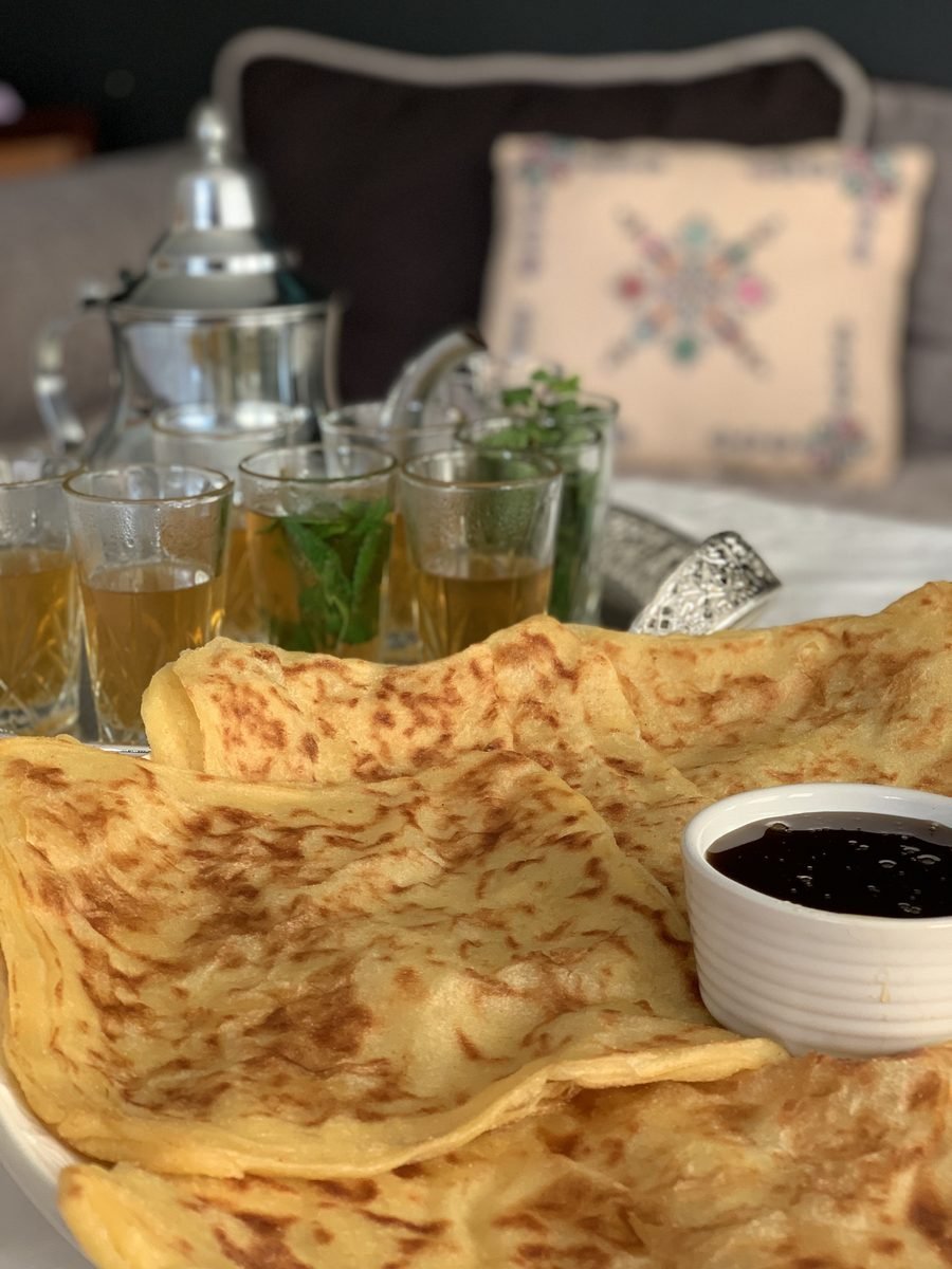 Chez Izza — plats marocains