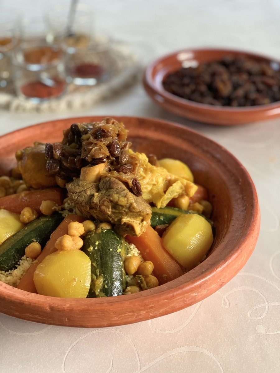 Chez Izza — plats marocains